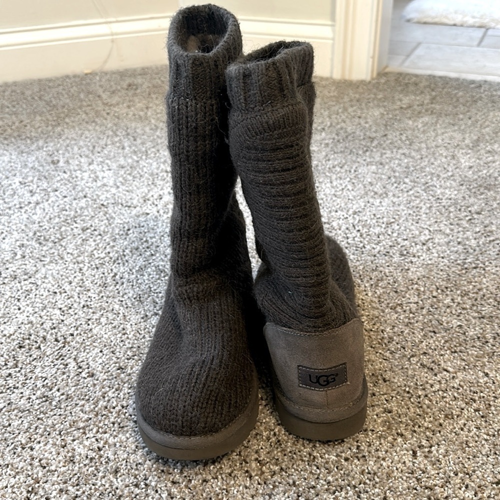 UGG Sweater Boots, EUC, Mushroom Brown, Size 7